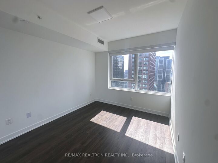 Photo de la propriété:  609 Sherbourne Street 3004  ON M4X 0A4 