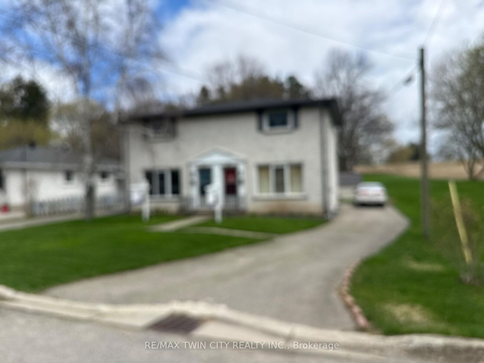 Property Photo:  85 Elm Street  ON N3Y 3B7 