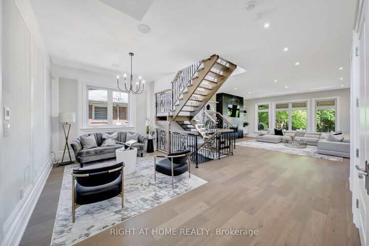 484 Avonwood Drive — photo 1