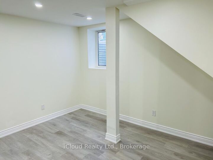Property Photo: 35 Brixham Lane Basement Unit ON L7A 5K2