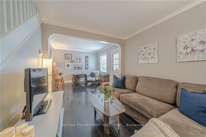 Property Photo:  22 Concord Avenue  ON L2M 5N6 