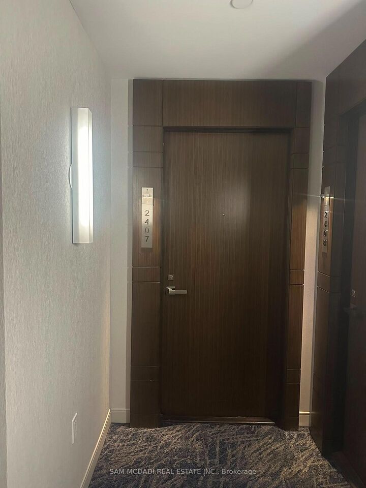 Property Photo:  1 The Esplanade Drive 2407  ON M5E 0A8 