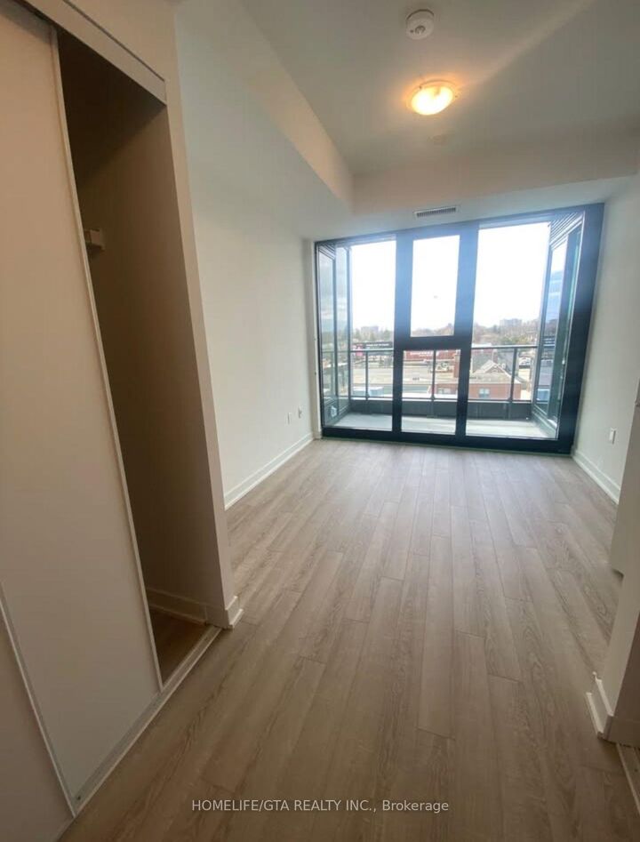 Photo de la propriété: 250 Lawrence Avenue W 621 ON M5M 1B2