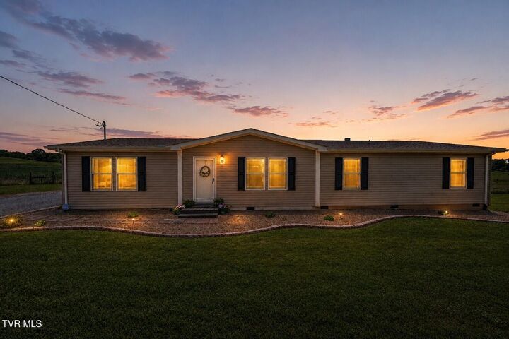 Property Photo:  230 Bowmantown Church Road  TN 37681 