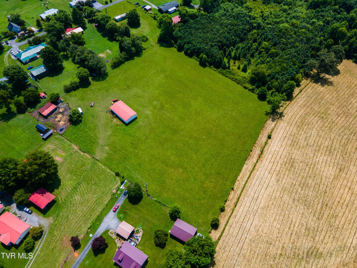 Property Photo: 137 Snapp Road TN 37642