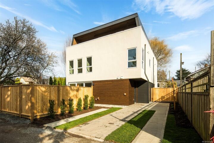 Property Photo: 920 Island Rd #1 BC V8S 2T9
