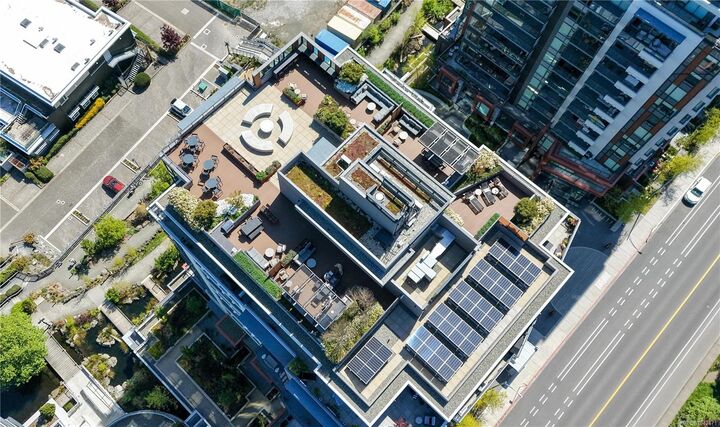Property Photo: 369 Tyee Rd #201 BC V9A 0B6