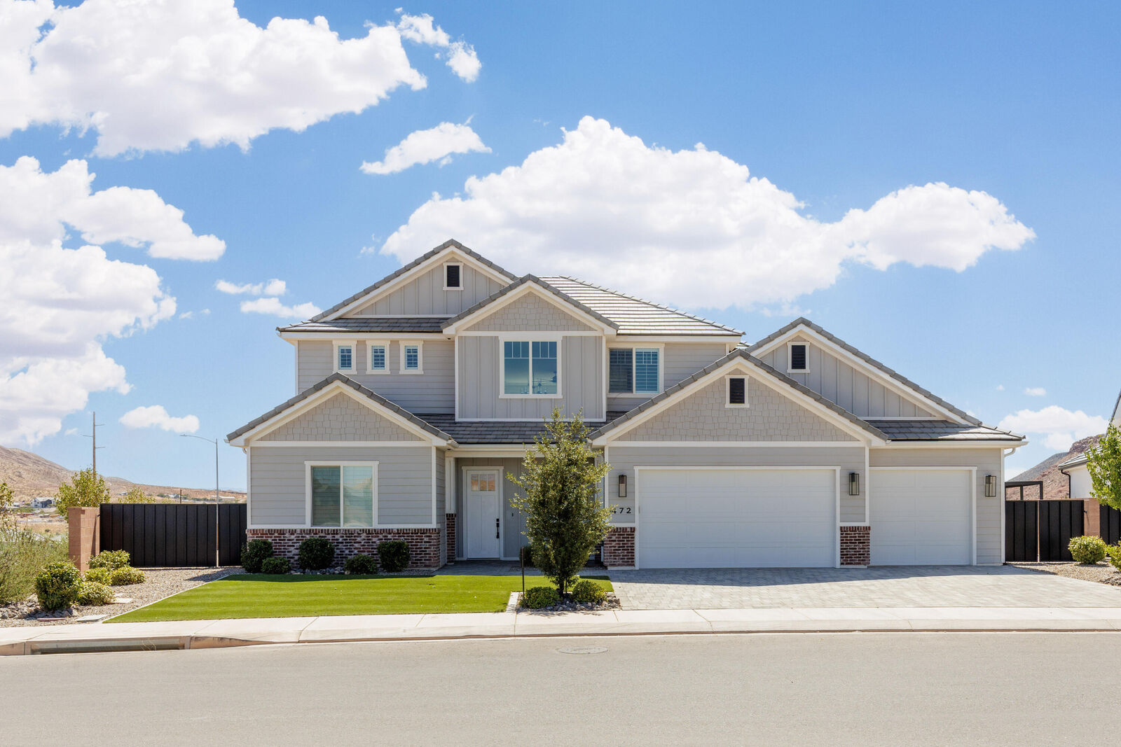 Property Photo: 472 S Beck Dr UT 84780