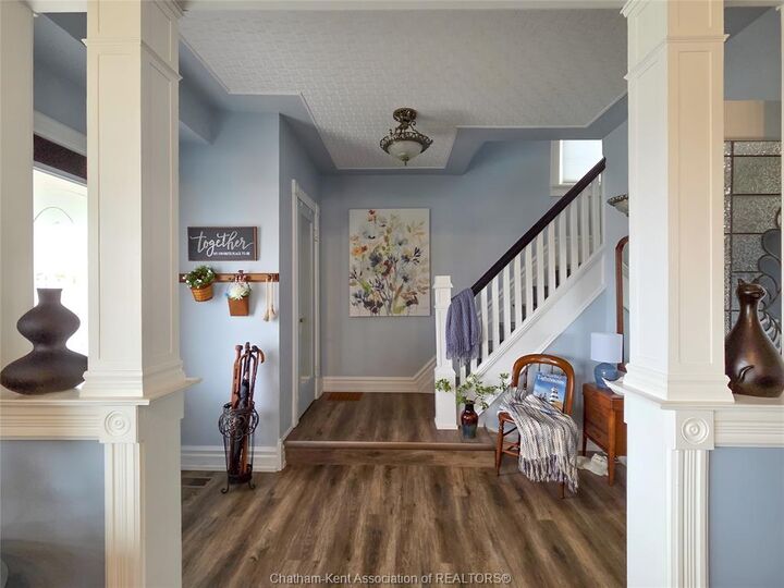 Property Photo: 170 Lacroix Street ON N7M 2V2