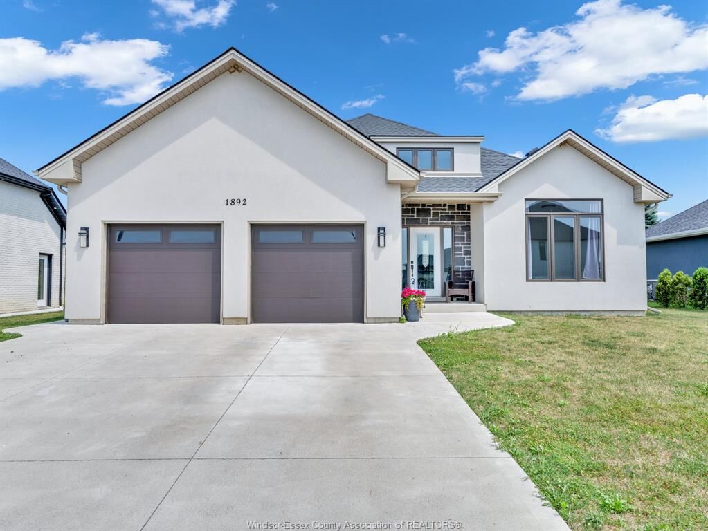 Property Photo: 1892 Villa Canal ON N0P 2G0