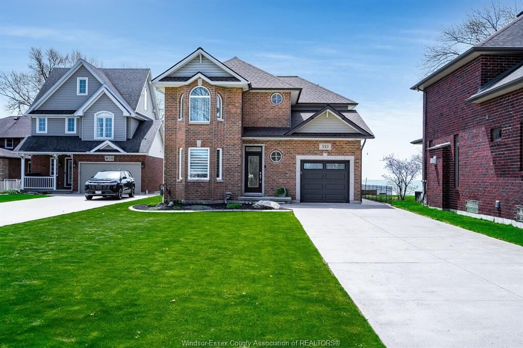 Property Photo:  533 Cumberland Way  ON N0R 1G0 