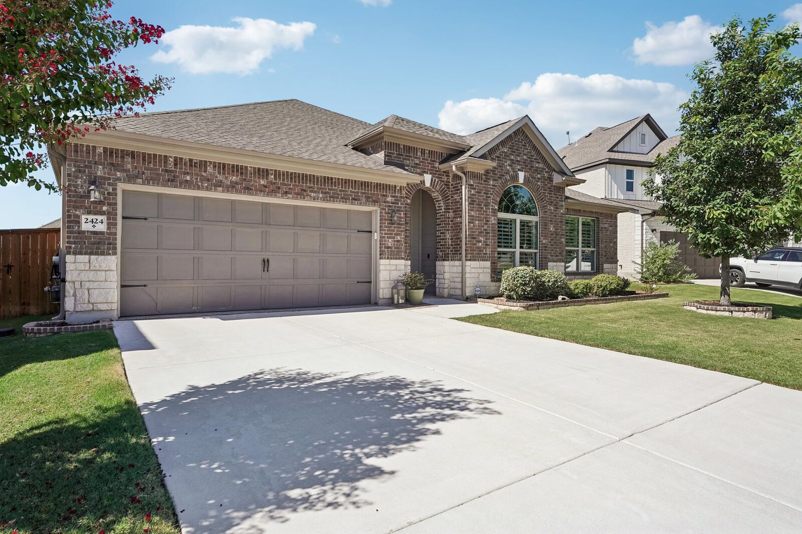Property Photo: 2424 Costera Street TX 78641