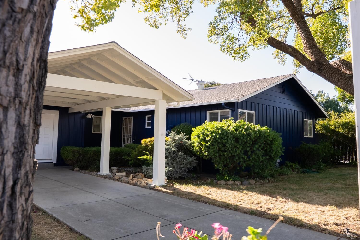 Property Photo:  413 Gregory Street  CA 94533 