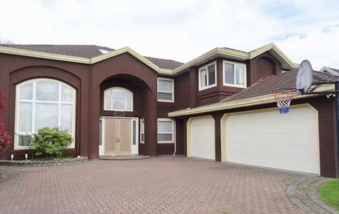 Property Photo:  82xx Dalemore Road Homestay  BC V7C 2A6 
