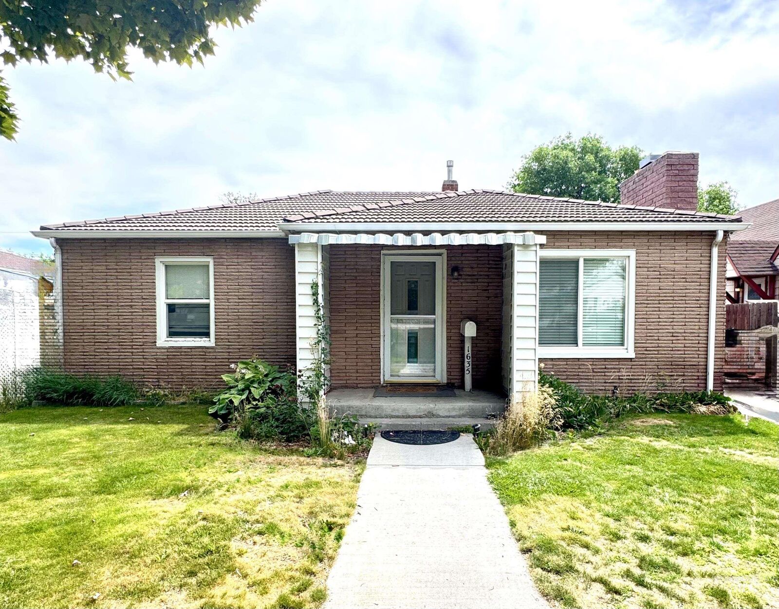 Property Photo:  1635 Schodde Ave  ID 83318 