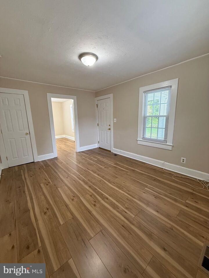 Property Photo:  920 Northside Drive  VA 22405 