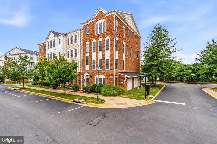 Property Photo:  2361 Brookmoor Lane  VA 22191 