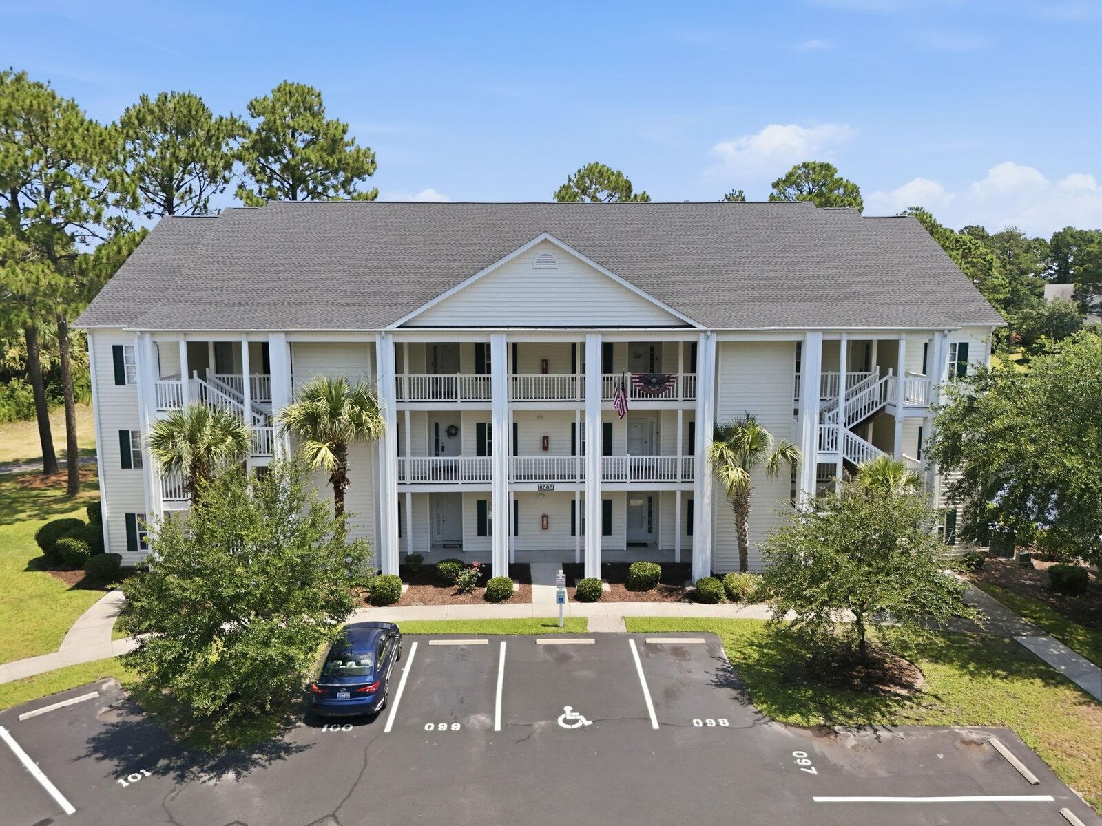 Property Photo:  6000 Windsor Green Way 11-202  SC 29579 