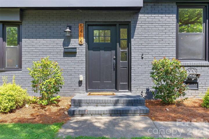 Property Photo:  5416 Londonderry Road  NC 28210 