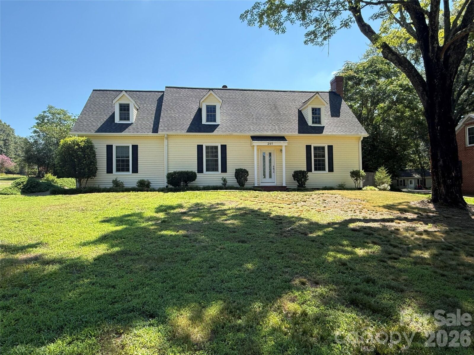 Property Photo:  207 Edgemont Drive  NC 28150 