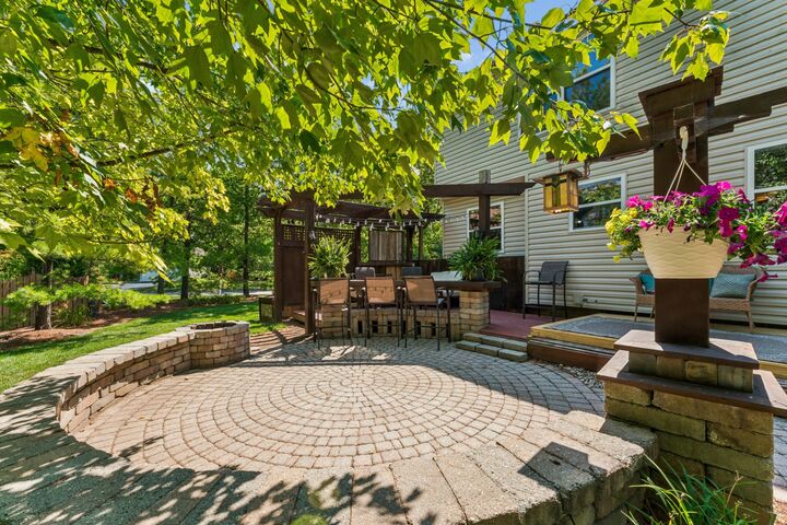 Property Photo: 3724 Pleasantbrook Drive OH 43026