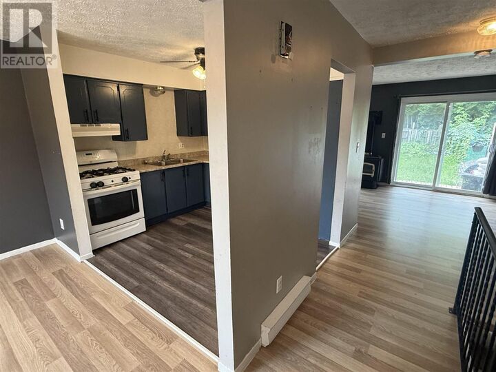 Property Photo:  5 Highland Pl  ON P5A 2S2 