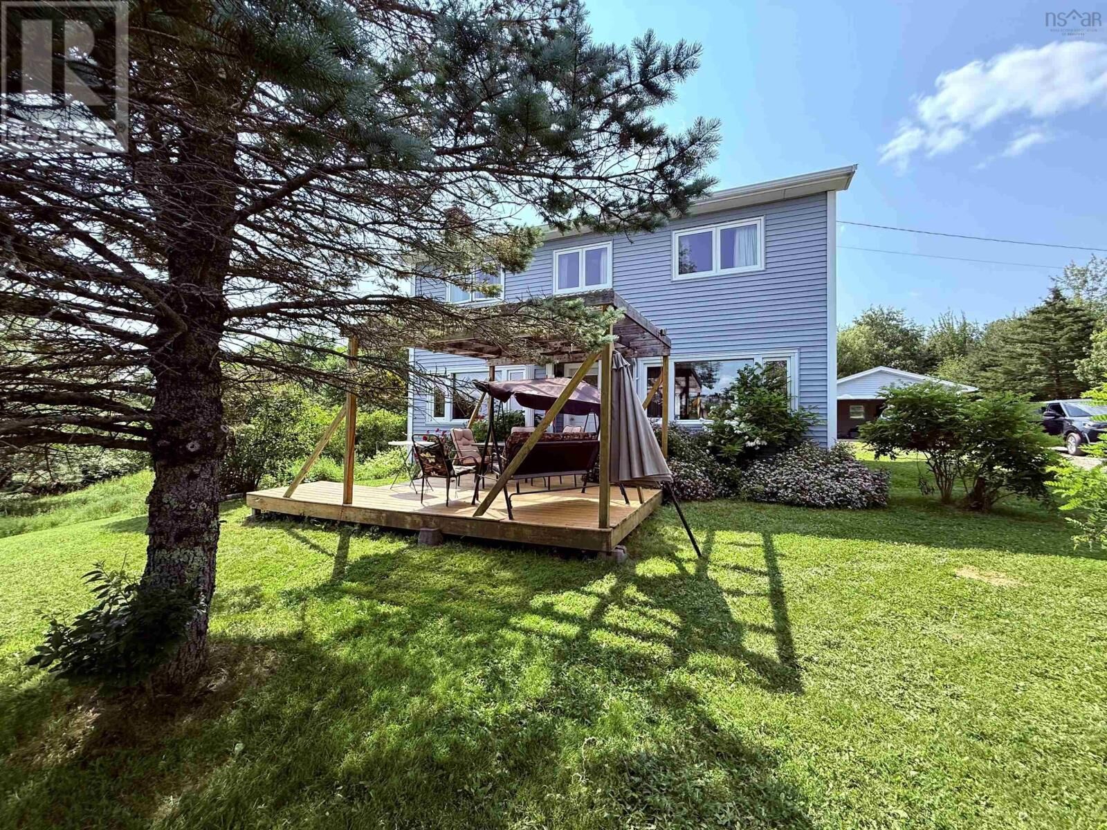 Property Photo: 2246 Highway 2 NS B0N 1Y0