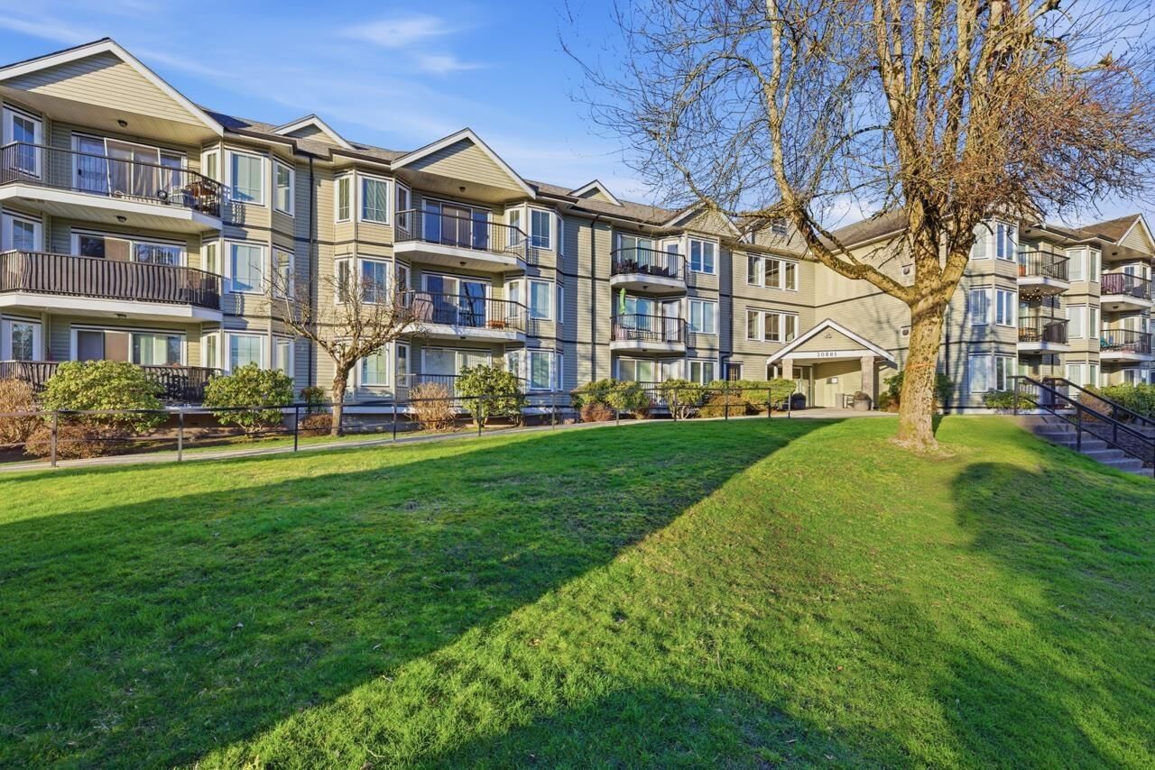 Property Photo: 20881 56 Avenue 102 BC V3A 3Z3