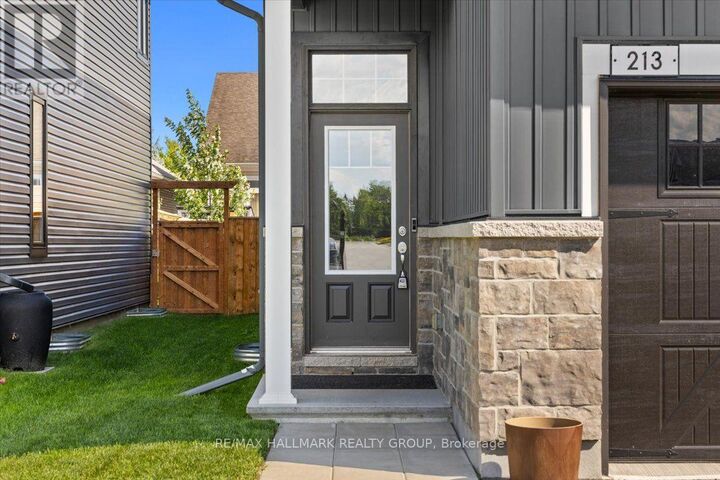 Property Photo: 213 Kinderwood Way ON K0G 1J0