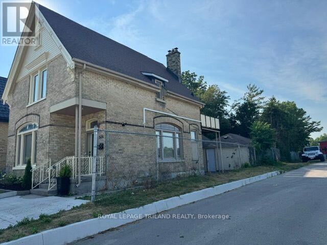 Property Photo: 606 Central Avenue ON N6B 2G4