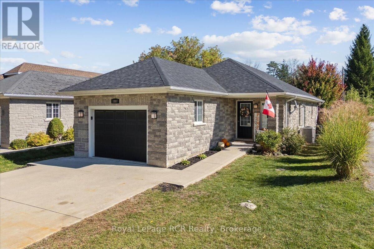 Property Photo: 1807 8th Avenue West ON N4K 0A7
