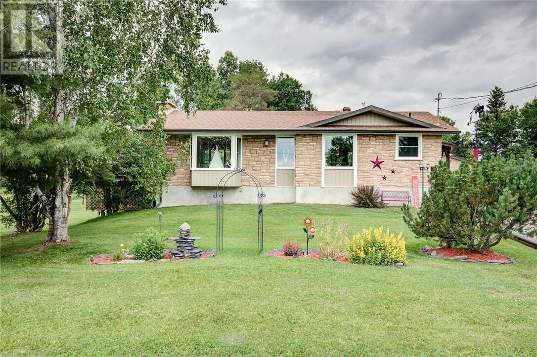 Property Photo: 374 Seguin ON P0M 1L0