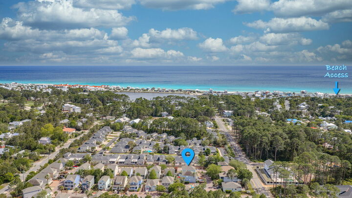 Property Photo:  228 Golf Villa Drive  FL 32459 
