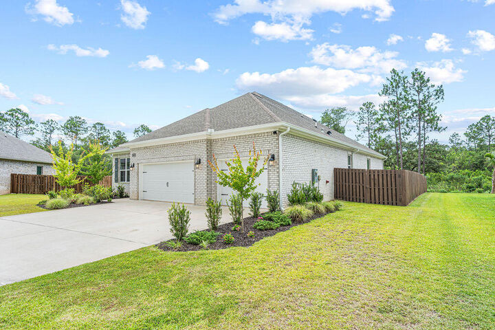 Property Photo:  9051 Bird Song Circle  FL 32583 
