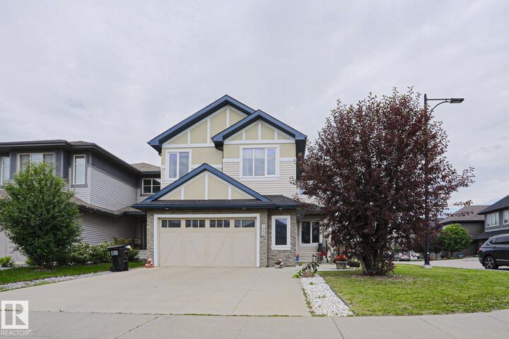 1304 Ainslie Wynd SW — photo 1
