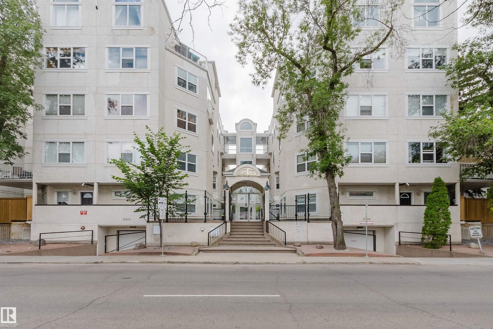 Property Photo:  10939 82 Avenue NW 202  AB T6G 0S7 