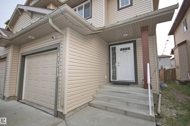 Property Photo:  11513 17 Avenue SW  AB T6W 1Y4 