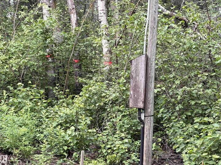 Property Photo:  18 59526 Hwy 657  AB T9N 2H6 