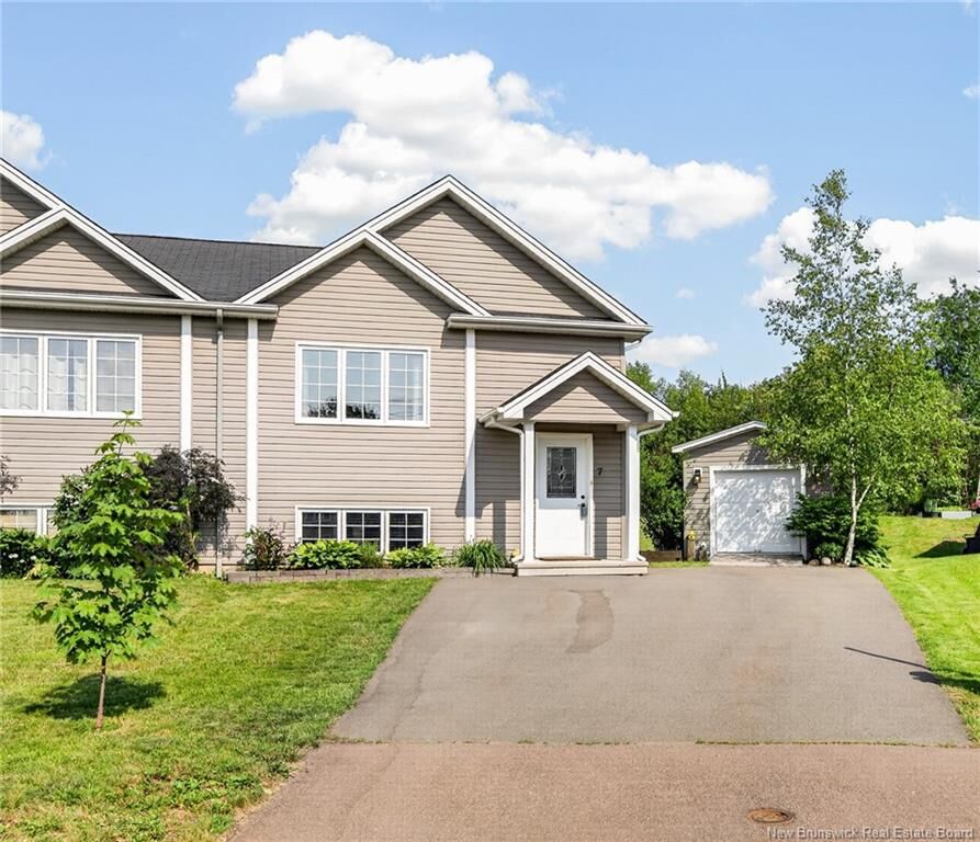 Property Photo:  7 Jeremie Court  NB E1A 0B7 