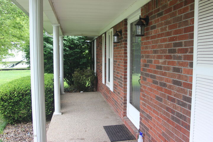 Property Photo: 148 Primrose Dr KY 40047
