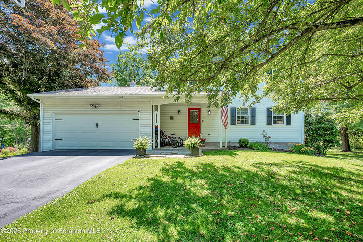 Property Photo:  504 Old Colony Road  PA 18411 