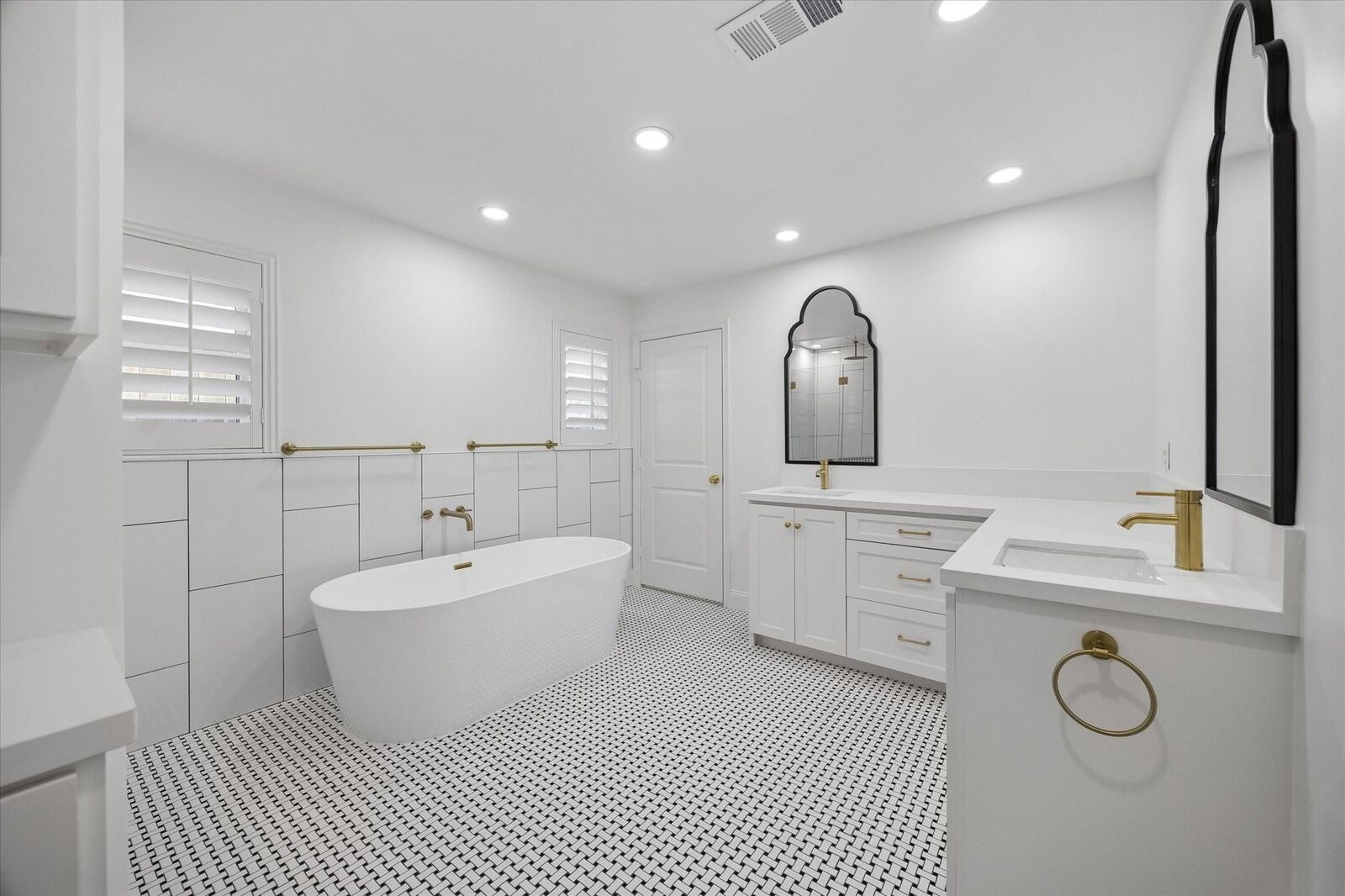 Property Photo:  6423 Cindy Lane  TX 77008 