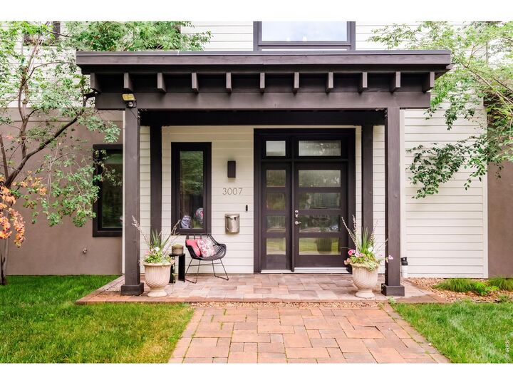 Property Photo: 3007 10th St CO 80304