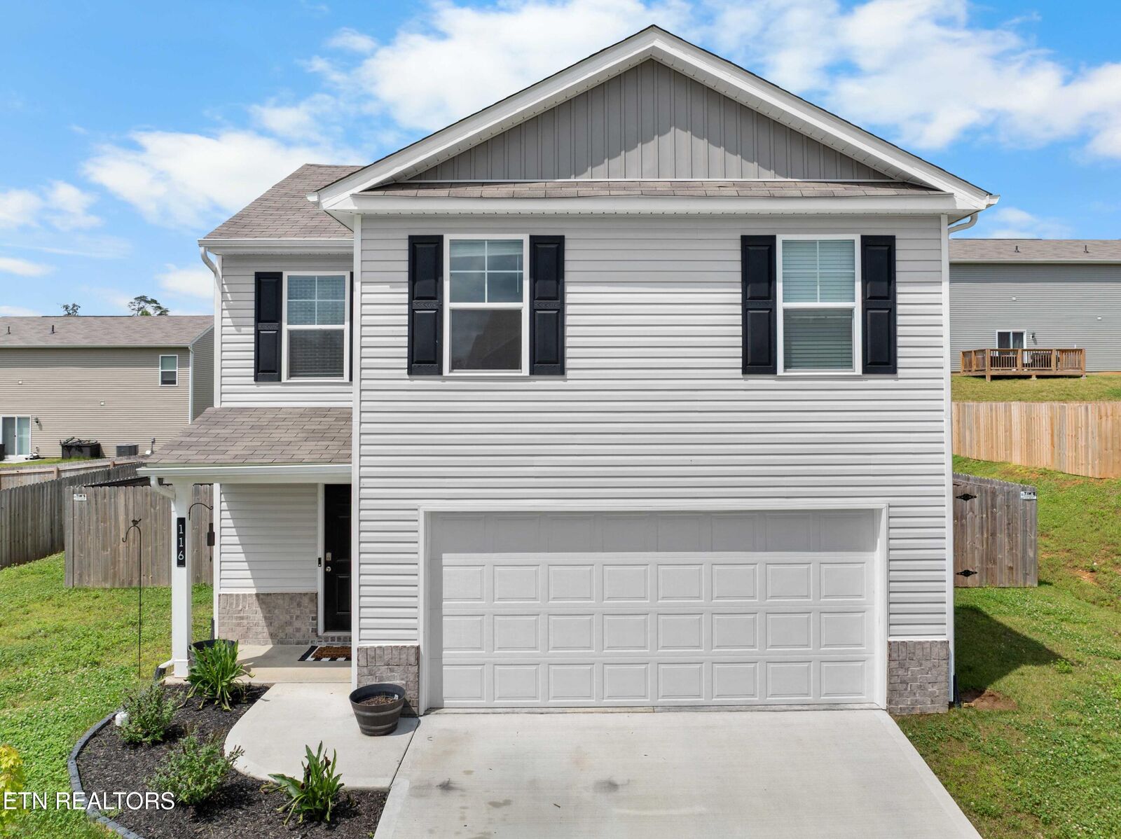 Property Photo: 116 Riley Court TN 37807