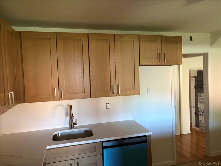 Property Photo:  3 Darian Court 1D  NY 10970 