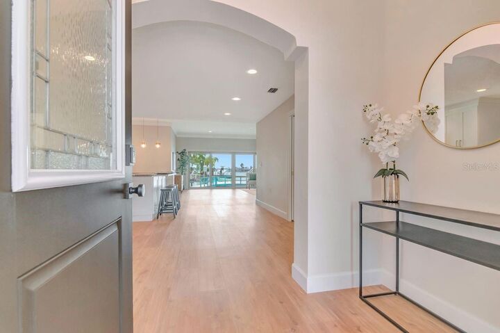 Property Photo:  7025 Boca Ciega Drive  FL 33706 