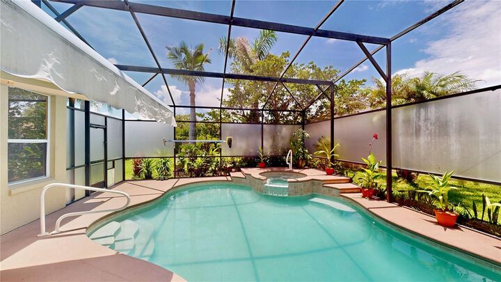 Property Photo:  9101 Woodbridge Oak Terrace  FL 32825 