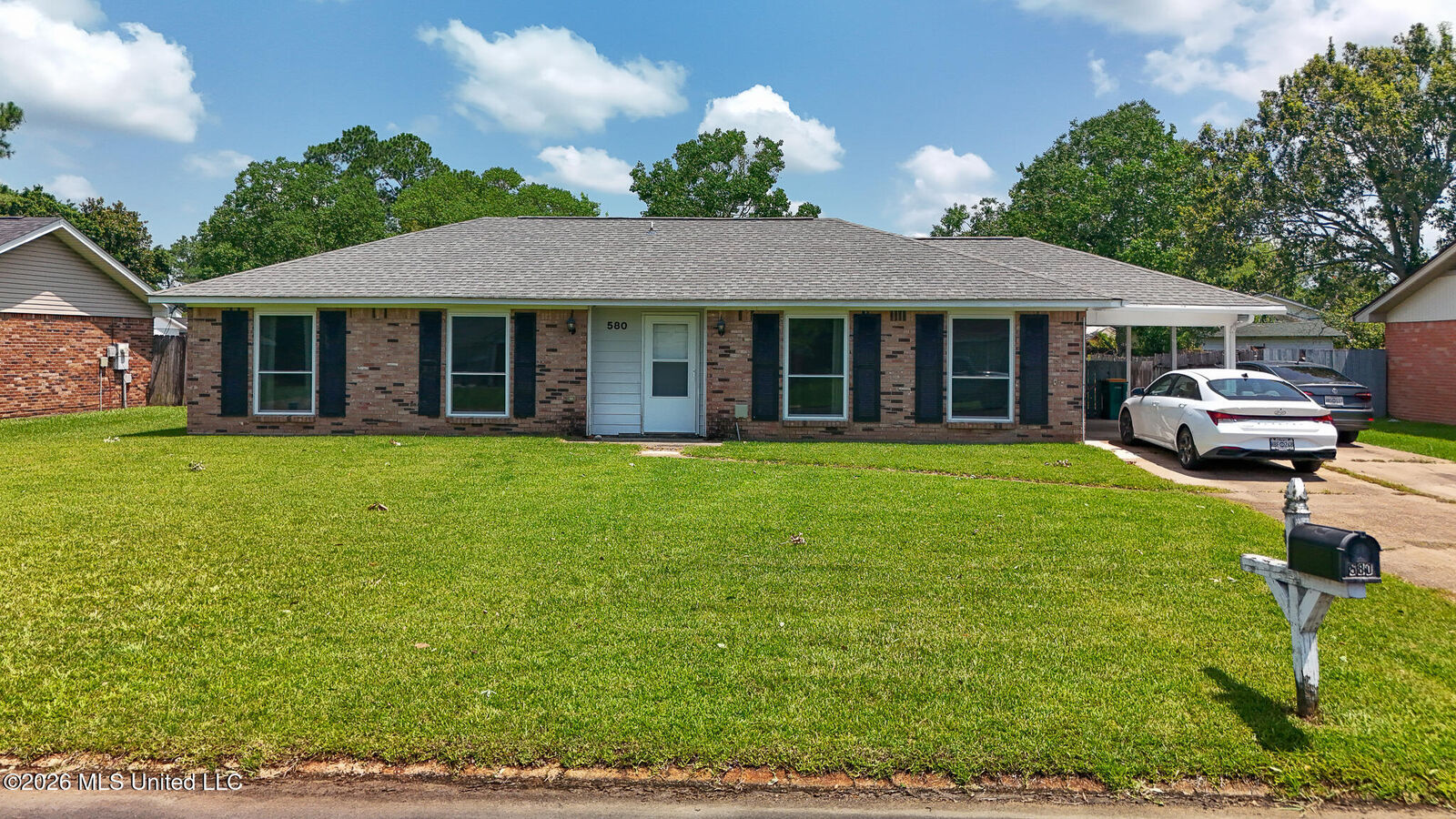 Property Photo:  580 Nadine Dr  MS 39540 