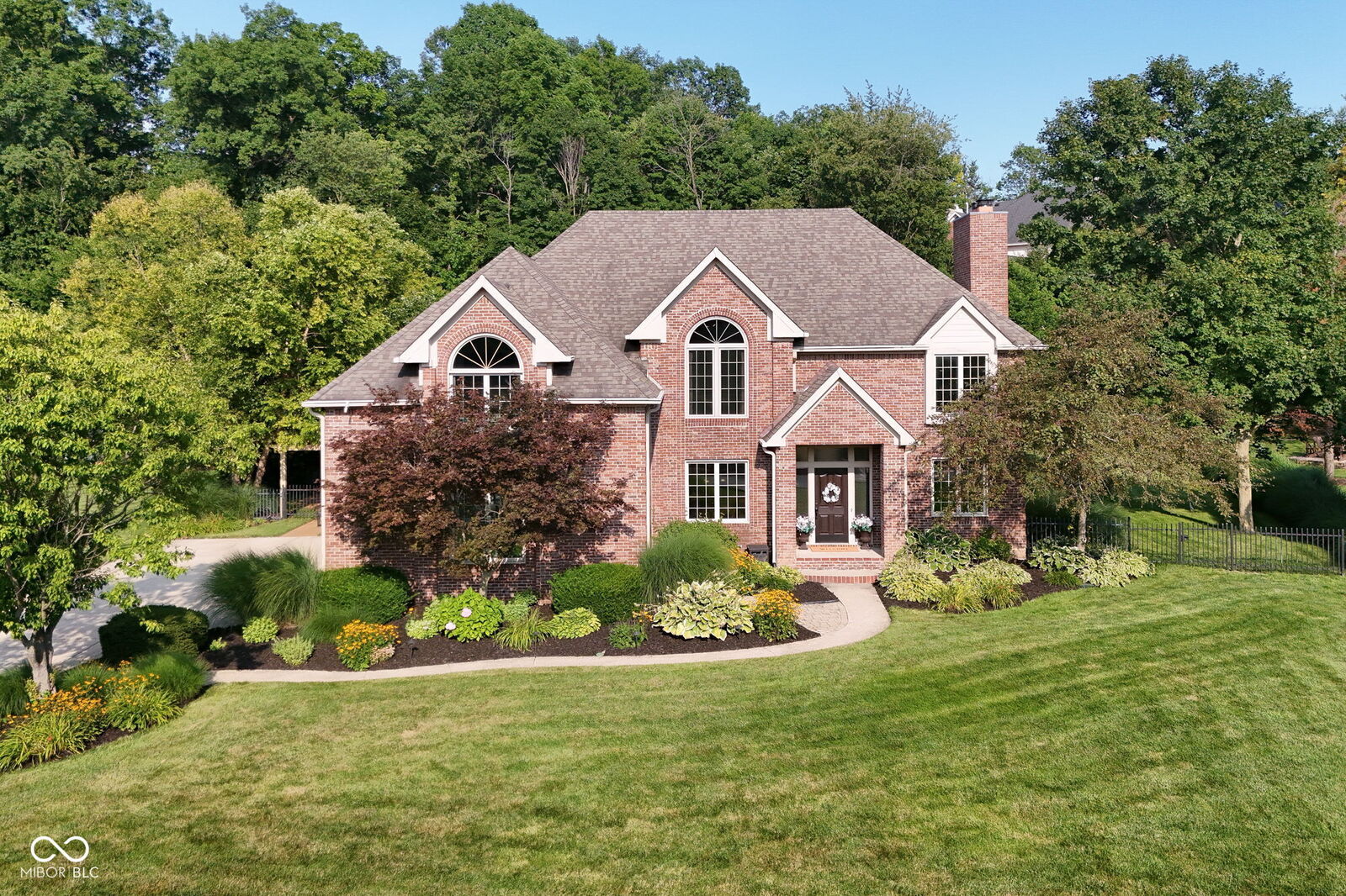 Property Photo:  1981 Water Oak Way  IN 46123 