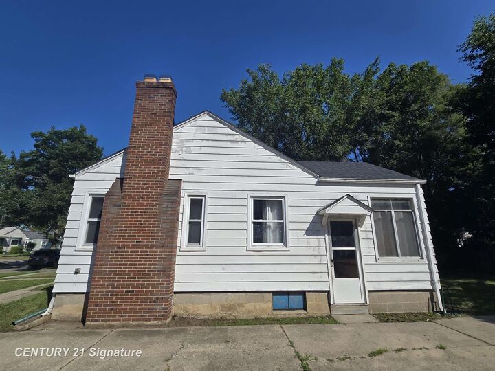 Property Photo: 3406 Gratiot Avenue MI 48503
